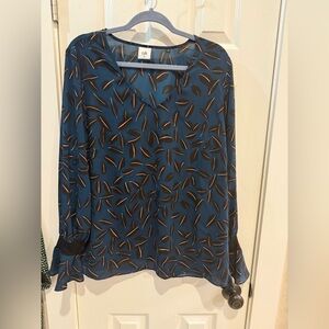 CAbi #3763 Shadow Leaf Blouse XL